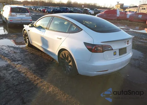 2023 Tesla Model 3 Performance Dual Motor All-Wheel Drive z USA, uszkodzony, nr VIN 5YJ3E1EC8PF559492